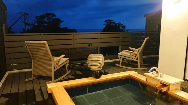 open-air-bath